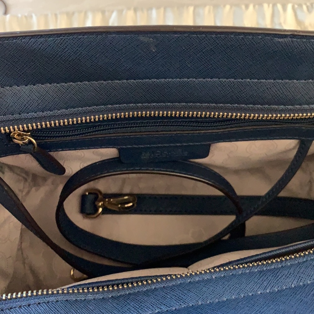 Michael Kors Selma - Picture 11 of 14